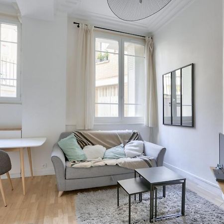 Charming Studio - Paris 18Th District Lägenhet Exteriör bild
