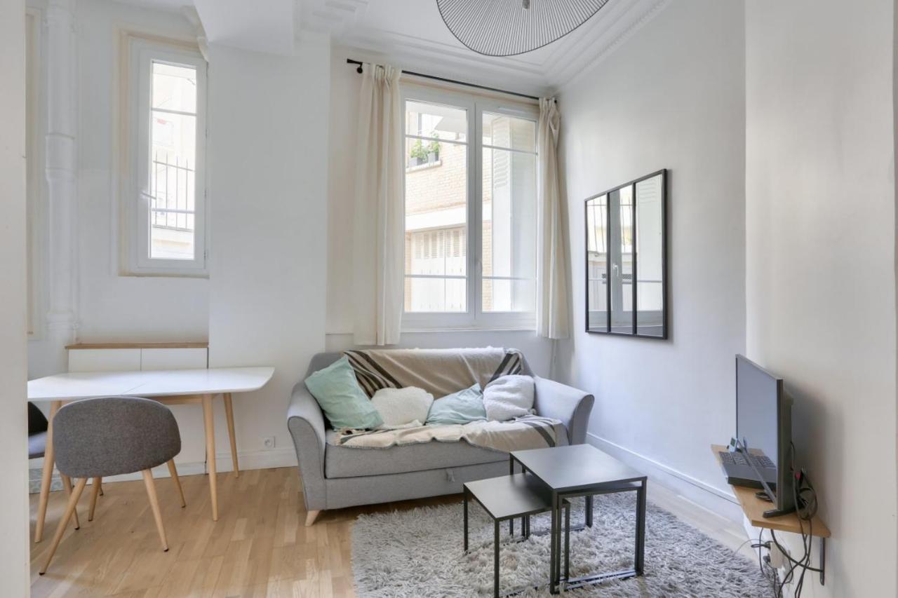 Charming Studio - Paris 18Th District Lägenhet Exteriör bild