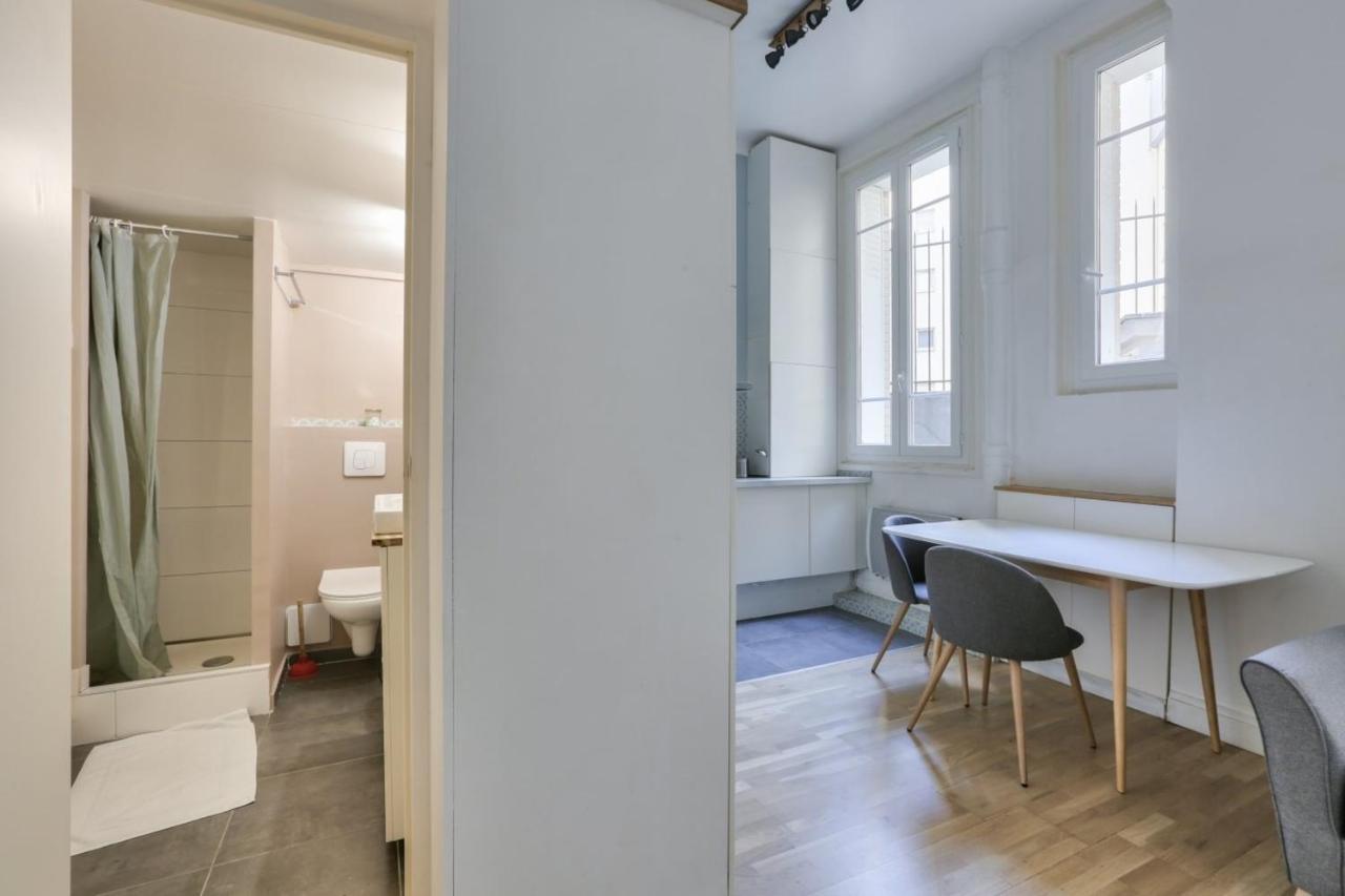 Charming Studio - Paris 18Th District Lägenhet Exteriör bild